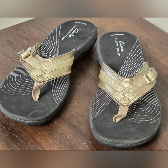 Clark's Breeze Sea Flip-Flop Gold Limited Edition Women's Size 11M - Picture 3 of 9